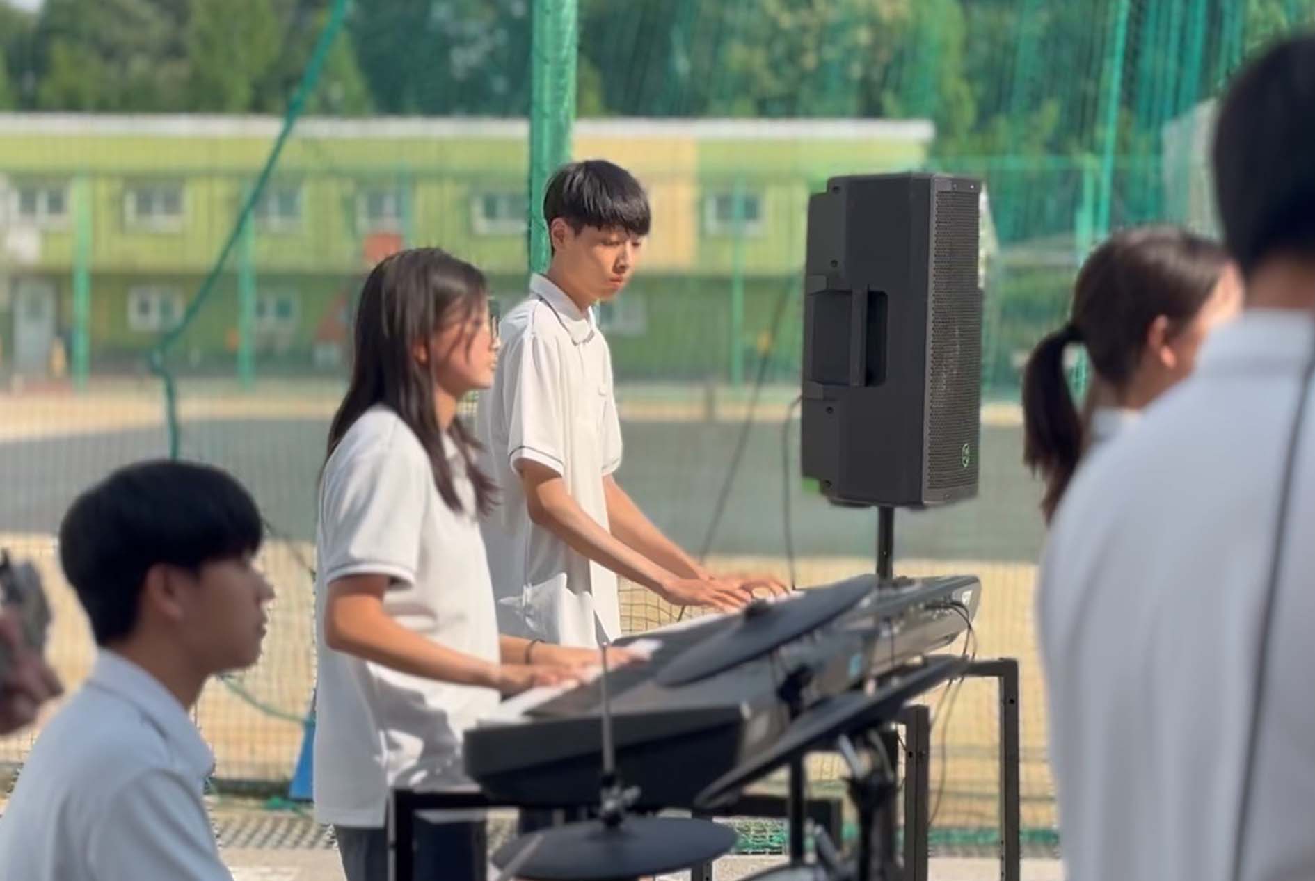 찬양 버스킹